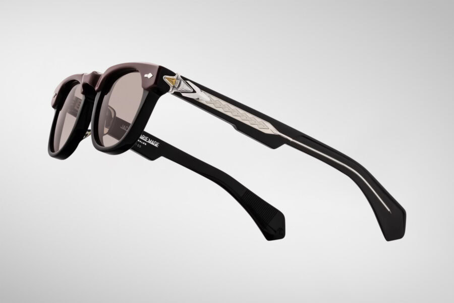 Wahkan_Bordeaux_Detail-3_Cropped